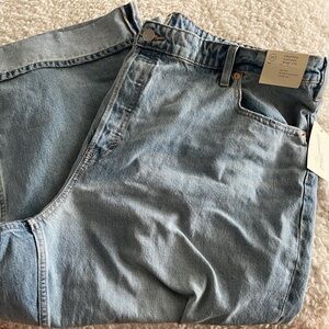 Universal Thread Light Blue Flare & Wide Leg Jeans